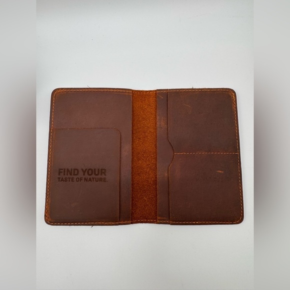 Brown Leather Travel Passport Card Holder Full Grain Leather - Picture 2 of 5